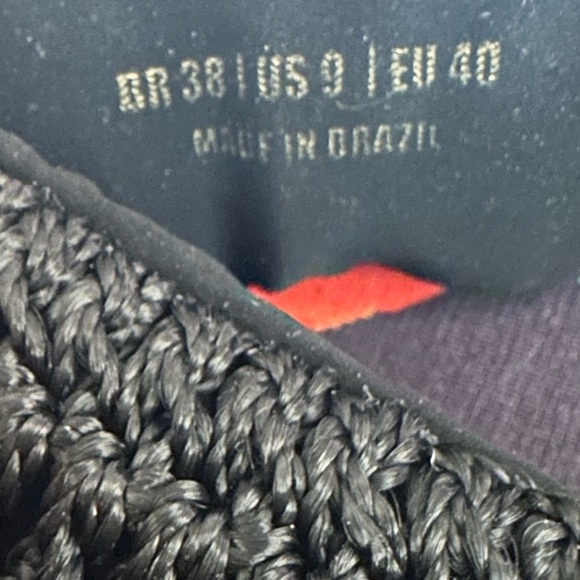 Farm Rio cashew crochet puffy flip flops sandals - Picture 8 of 8